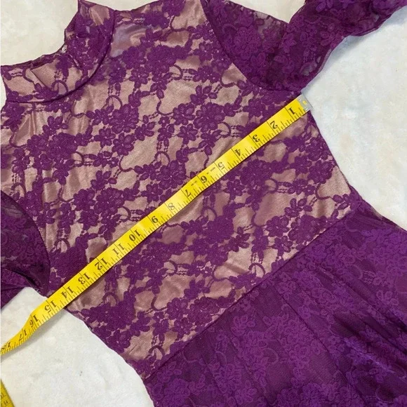 Weissman Long Sleeve Burgundy Lace Dance Costume size Medium - Picture 6 of 10